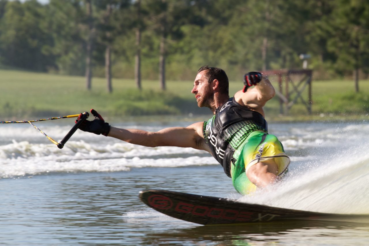 Waterboarden in actie